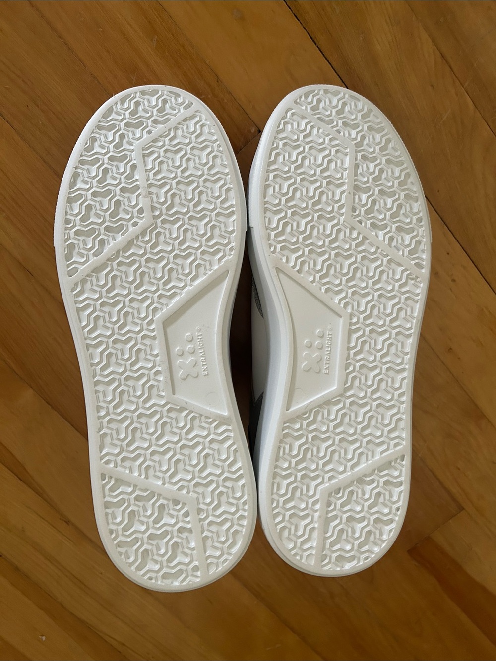 D.A.T.E White & Silver Sneakers - Picture 7 of 8